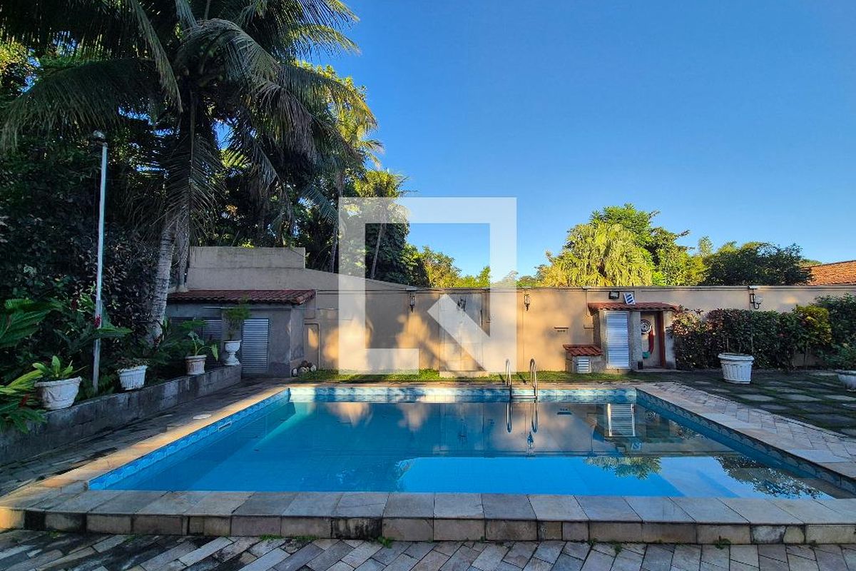 Casa, 4 quartos, 320 m² - Foto 200