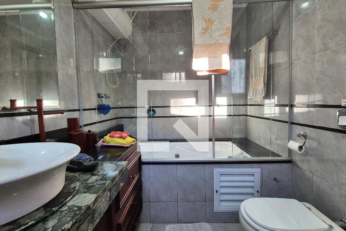 Casa, 4 quartos, 320 m² - Foto 70