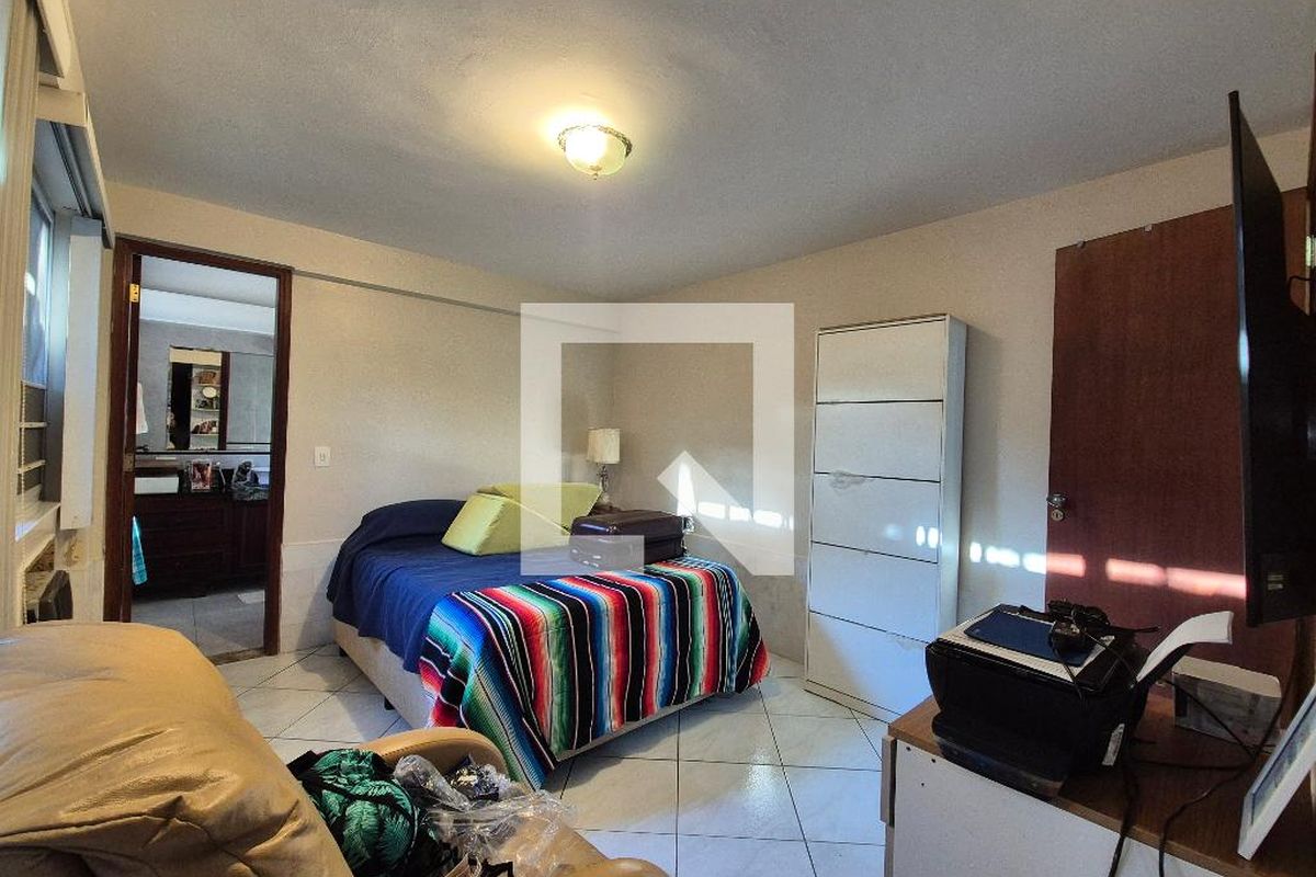 Casa, 4 quartos, 320 m² - Foto 60