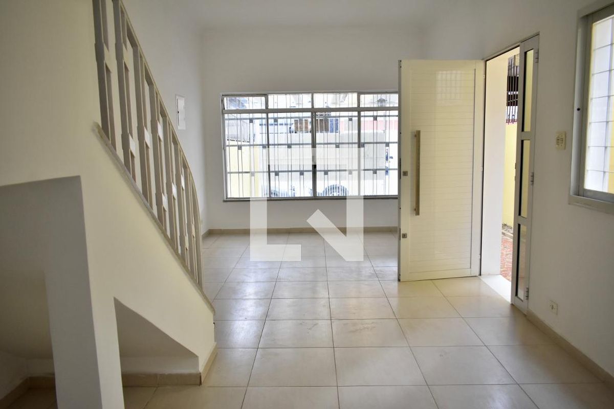 Casa, 2 quartos, 160 m² - Foto 1