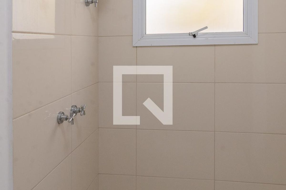 Casa à Venda - Swiss Park, 4 Quartos,  250 m2 em , Campinas - sp | SoloBR