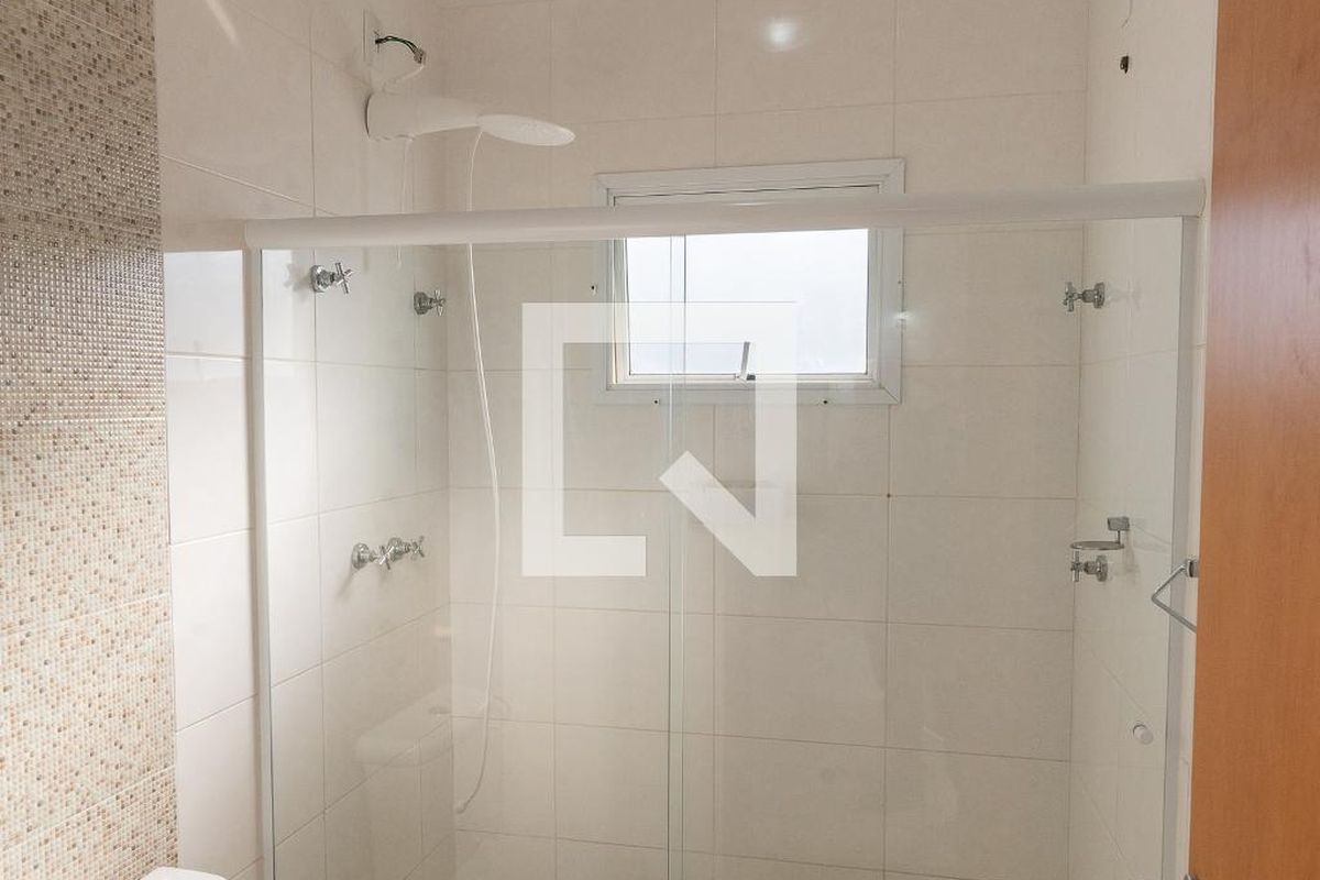 Casa à Venda - Swiss Park, 4 Quartos,  250 m2 em , Campinas - sp | SoloBR