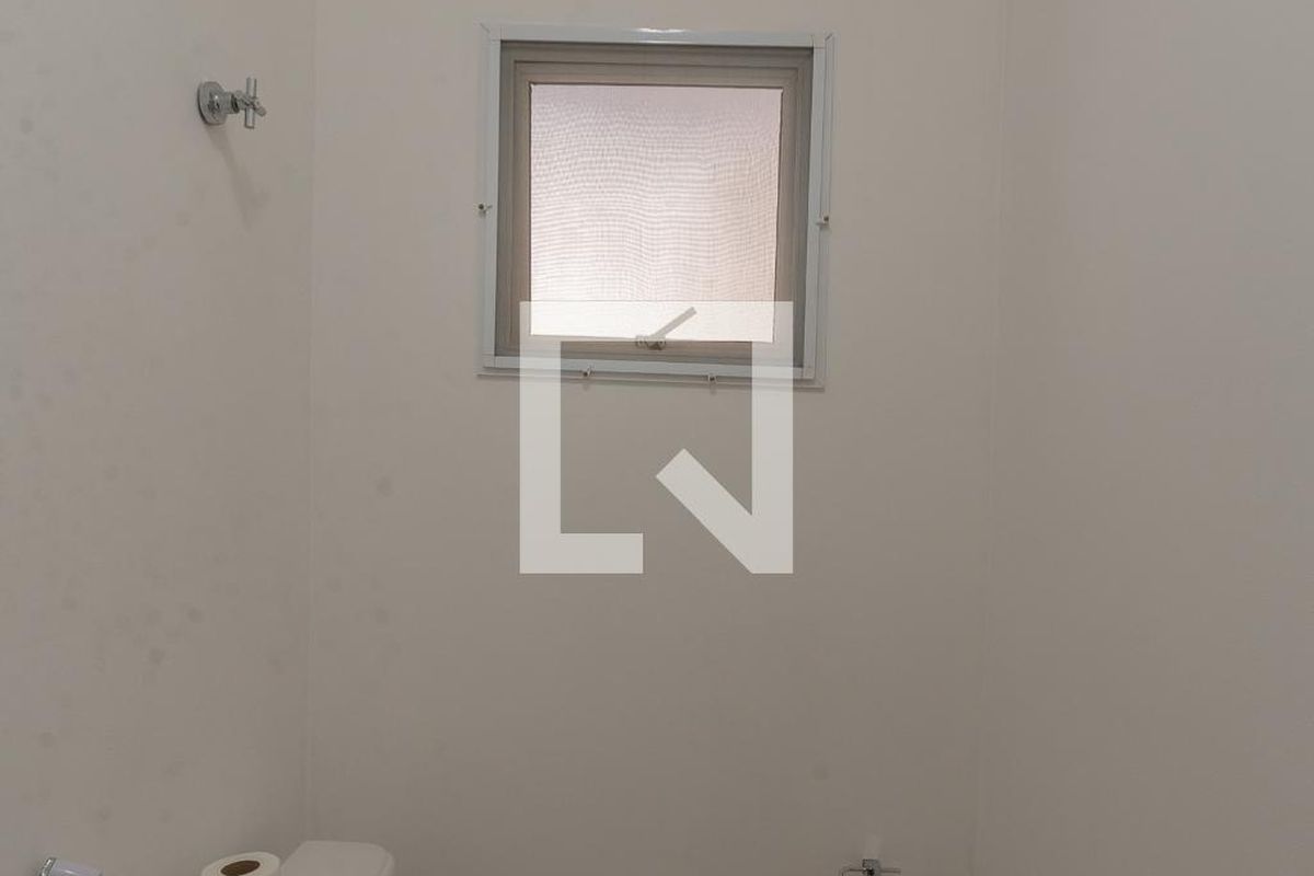 Casa à Venda - Swiss Park, 4 Quartos,  250 m2 em , Campinas - sp | SoloBR