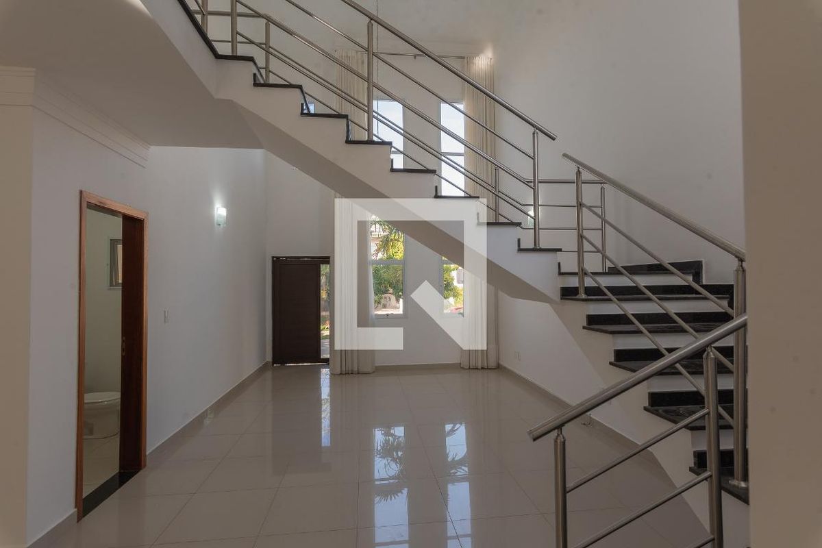 Casa à Venda - Swiss Park, 4 Quartos,  250 m2 em , Campinas - sp | SoloBR
