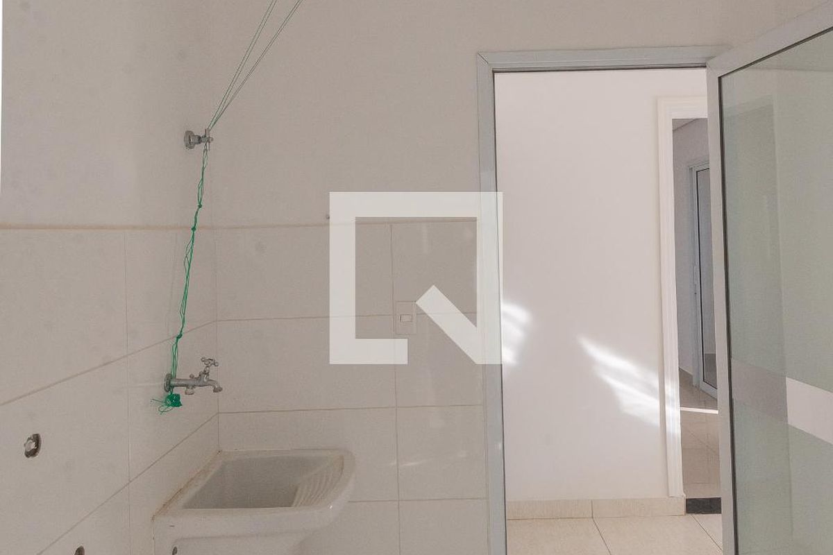 Casa à Venda - Swiss Park, 4 Quartos,  250 m2 em , Campinas - sp | SoloBR