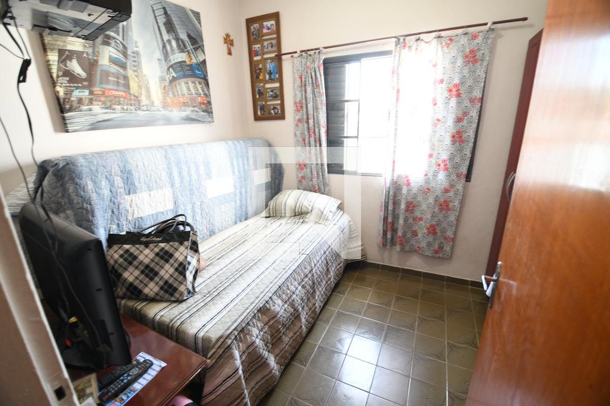 Casa à Venda - Jardim Flamboyant, 2 Quartos,  100 m2 em , Campinas - sp | SoloBR