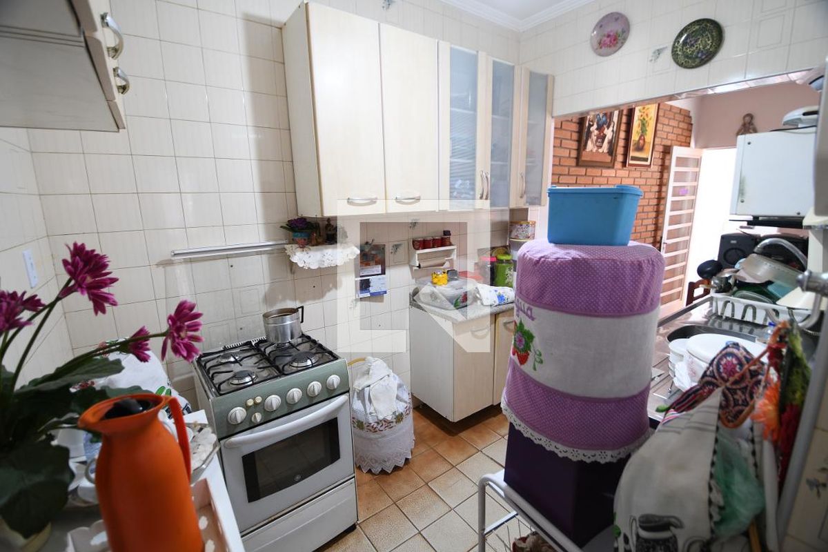 Casa à Venda - Jardim Flamboyant, 2 Quartos,  100 m2 em , Campinas - sp | SoloBR