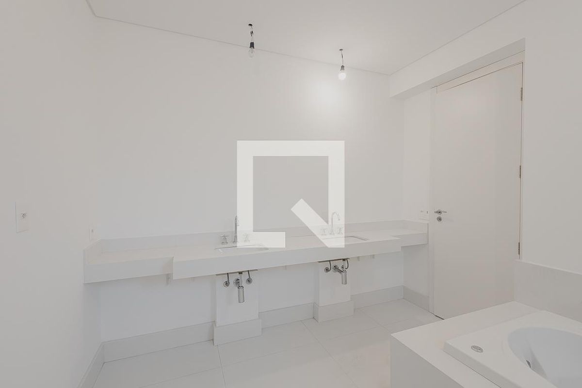 Apartamento, 3 quartos, 270 m² - Foto 48