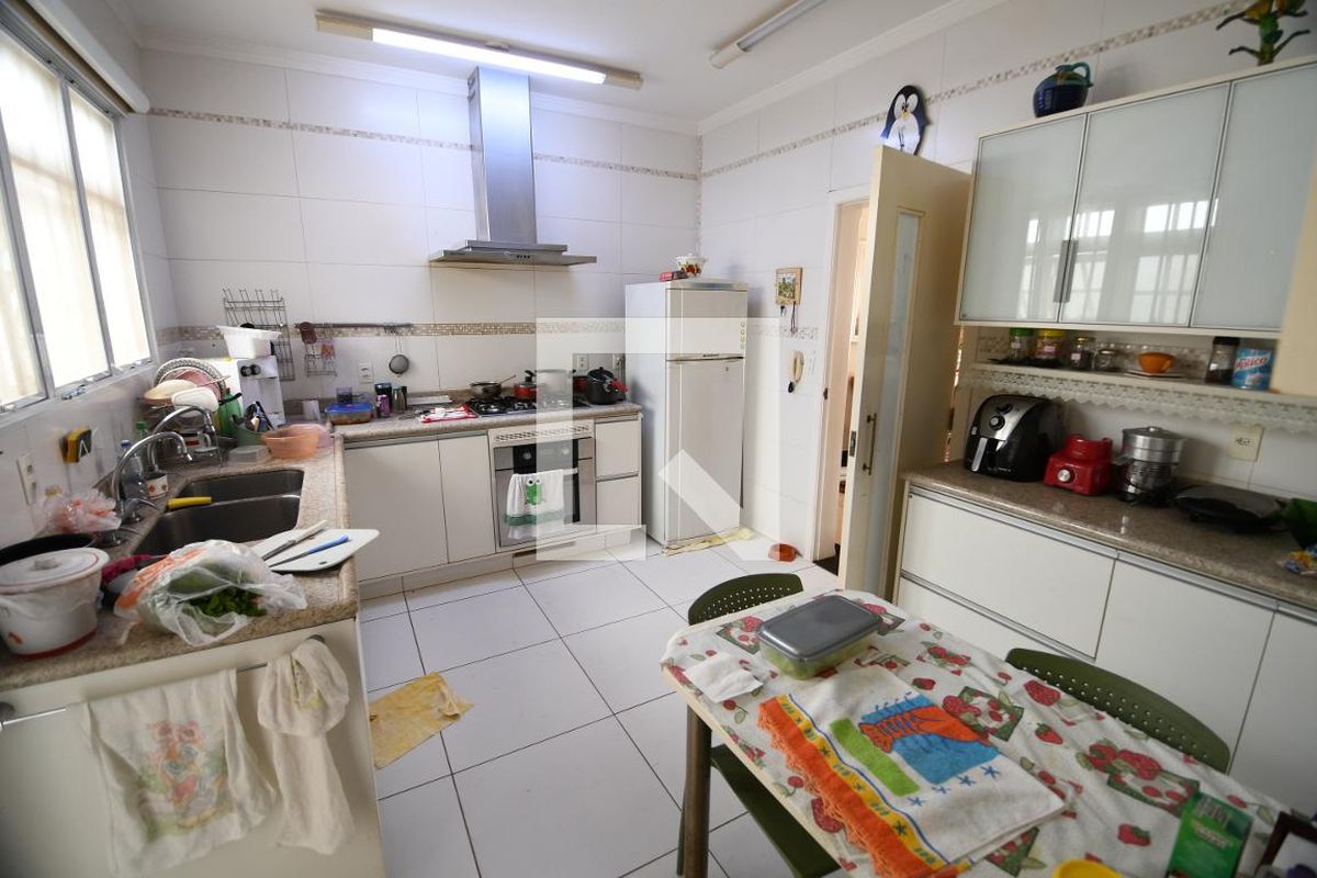 Casa à Venda - Jardim Chapadão, 5 Quartos,  450 m2 em , Campinas - sp | SoloBR