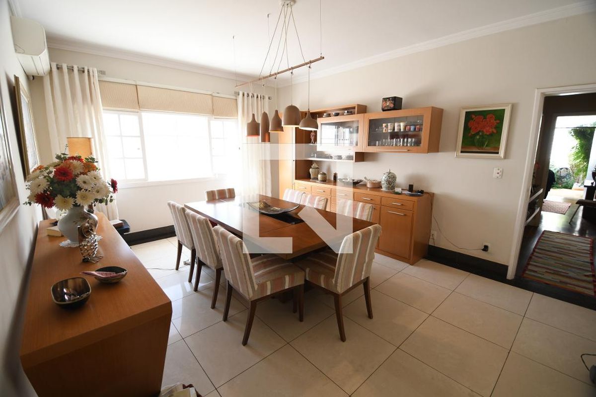 Casa à Venda - Jardim Chapadão, 5 Quartos,  450 m2 em , Campinas - sp | SoloBR
