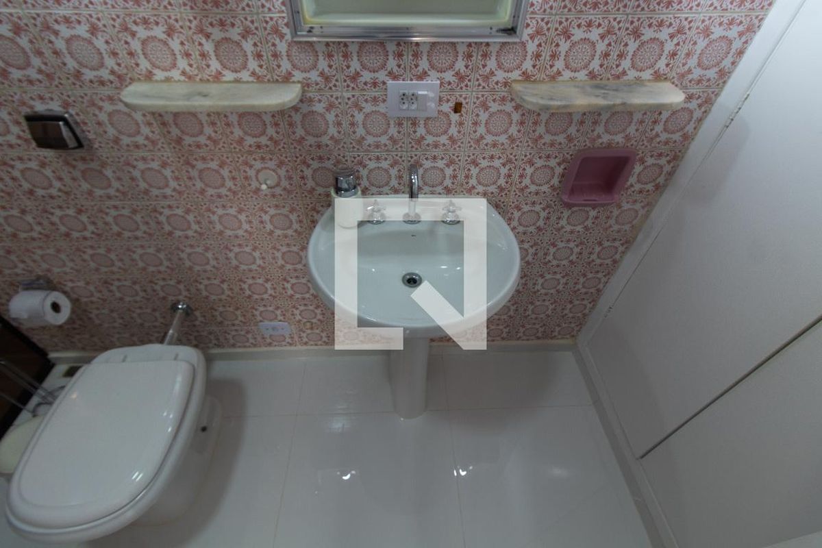 Casa à Venda - Jardim Chapadão, 4 Quartos,  212 m2 em , Campinas - sp | SoloBR