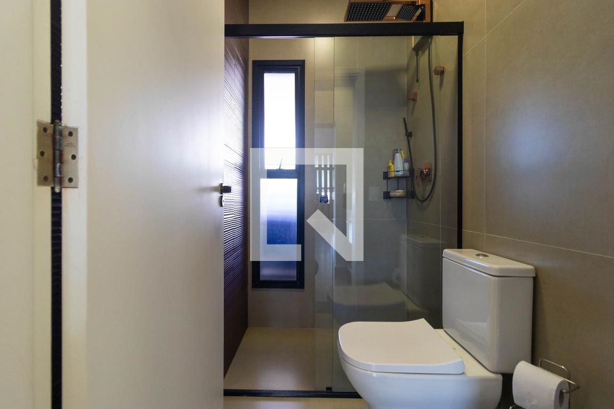 Casa à Venda - Swiss Park, 3 Quartos,  450 m2 em , Campinas - sp | SoloBR