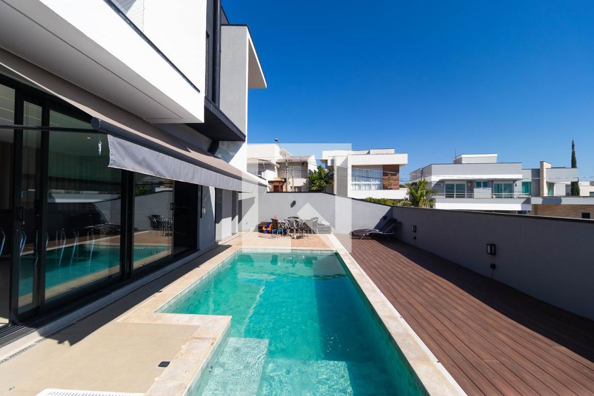 Casa à Venda - Swiss Park, 3 Quartos,  450 m2 em , Campinas - sp | SoloBR