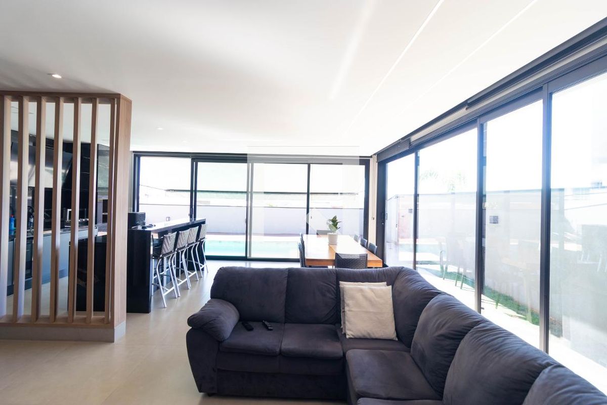 Casa à Venda - Swiss Park, 3 Quartos,  450 m2 em , Campinas - sp | SoloBR