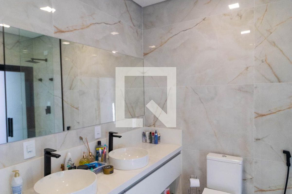 Casa à Venda - Swiss Park, 3 Quartos,  450 m2 em , Campinas - sp | SoloBR