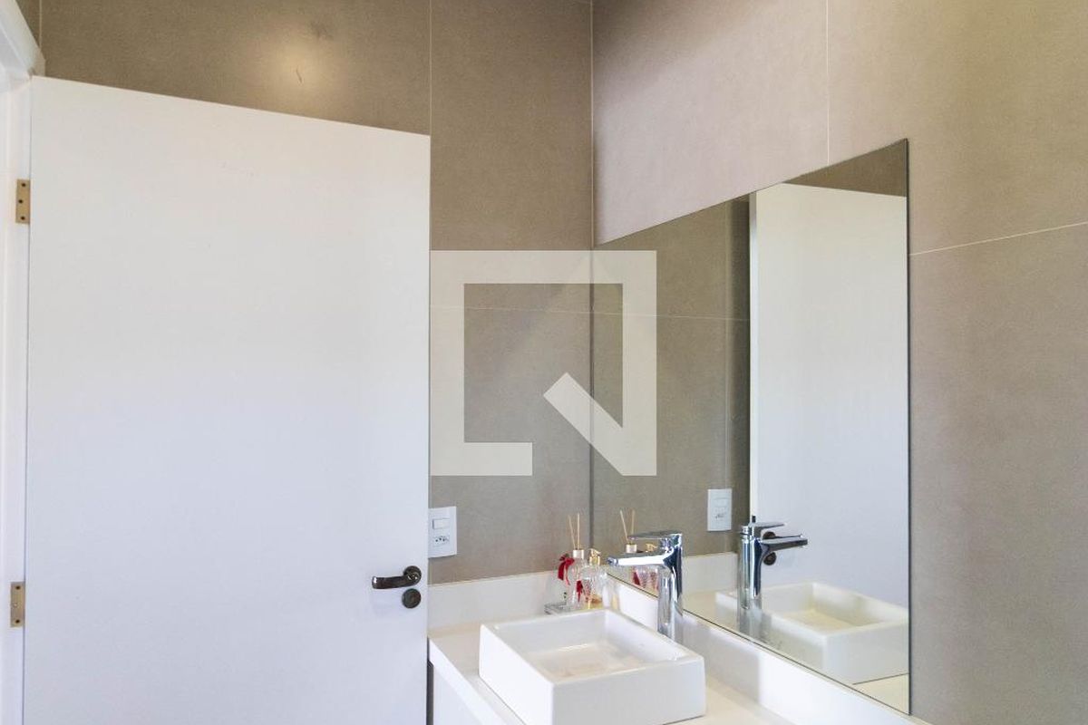 Casa à Venda - Swiss Park, 3 Quartos,  450 m2 em , Campinas - sp | SoloBR