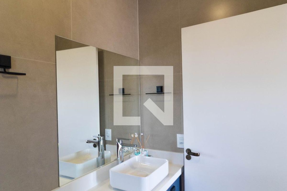 Casa à Venda - Swiss Park, 3 Quartos,  450 m2 em , Campinas - sp | SoloBR