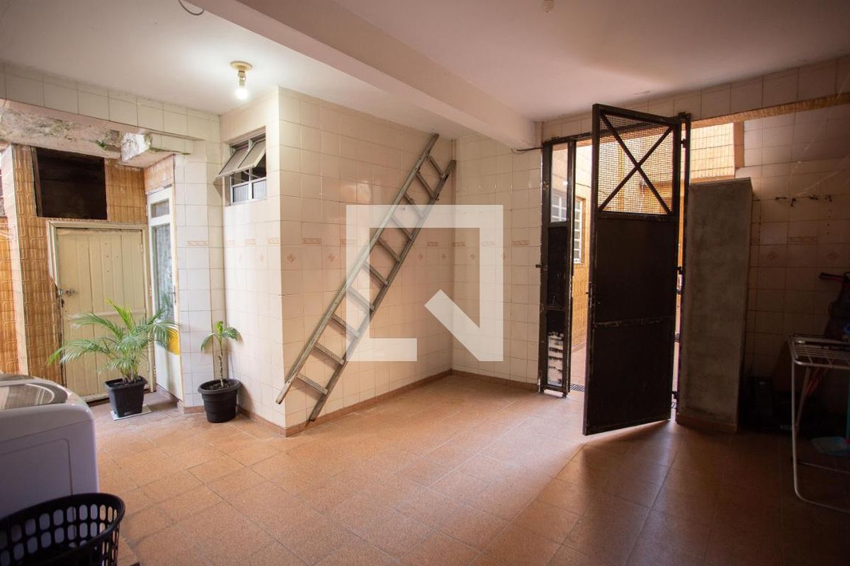 Casa, 2 quartos, 300 m² - Foto 42