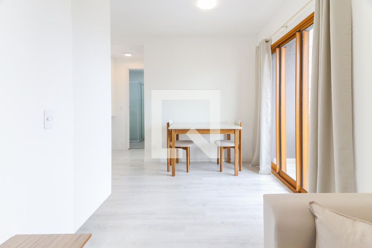 Apartamento, 1 quarto, 37 m² - Foto 1
