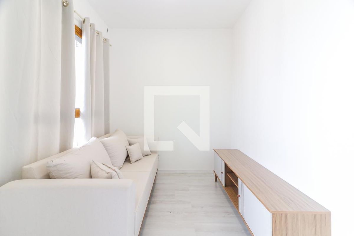 Apartamento, 1 quarto, 37 m² - Foto 2