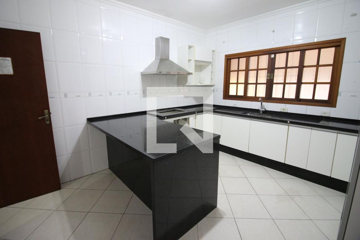 Casa, 3 quartos, 189 m² - Foto 66