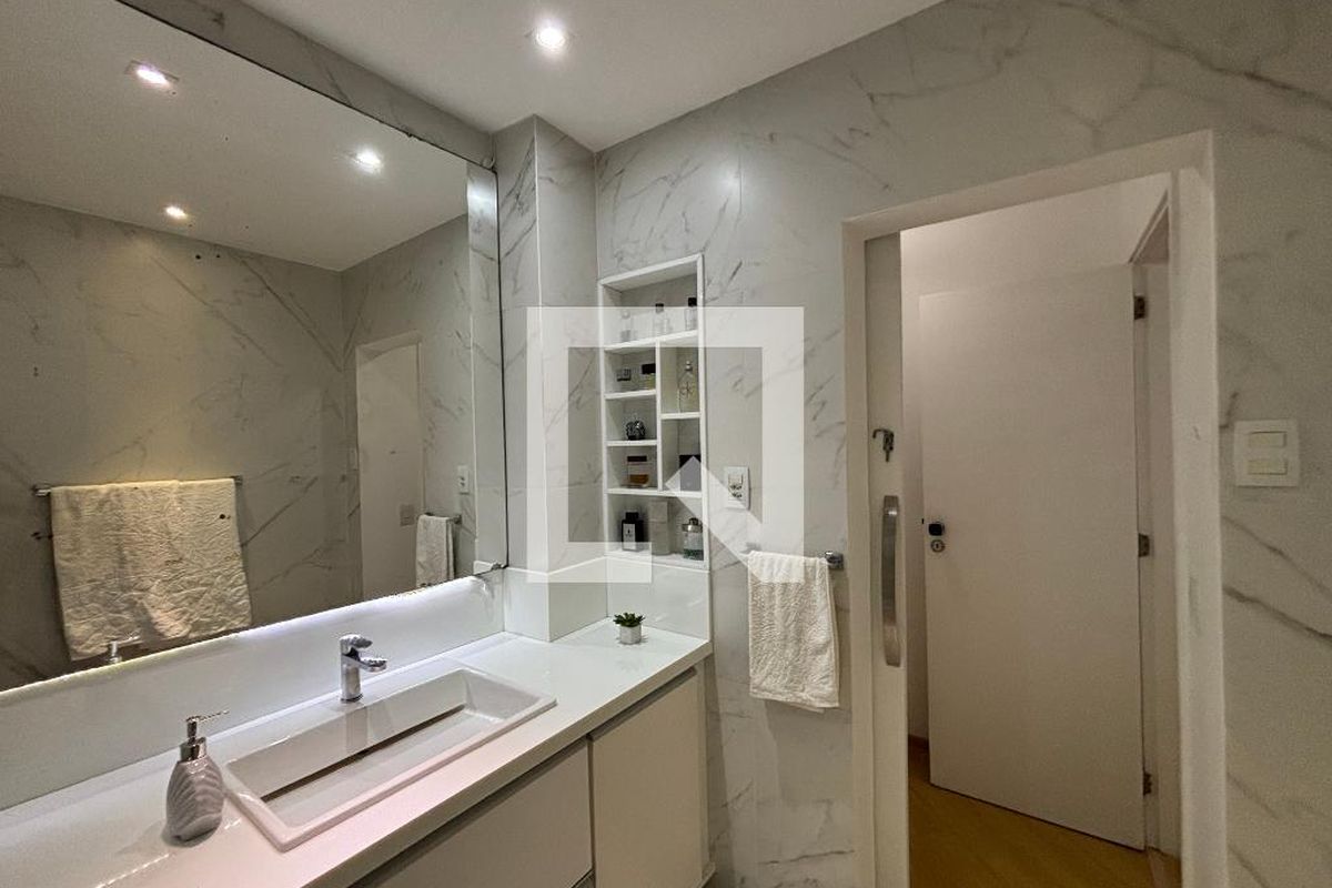 Apartamento, 4 quartos, 234 m² - Foto 64