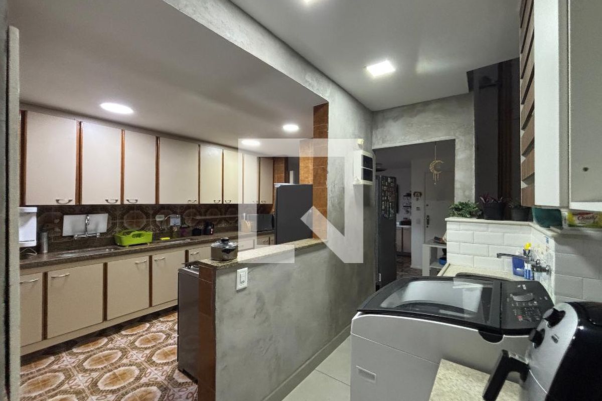 Apartamento, 4 quartos, 234 m² - Foto 98