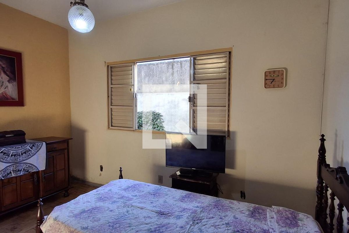 Casa à Venda - Taquaral, 2 Quartos,  83 m2 em , Campinas - sp | SoloBR