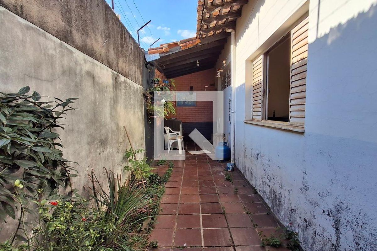 Casa à Venda - Taquaral, 2 Quartos,  83 m2 em , Campinas - sp | SoloBR