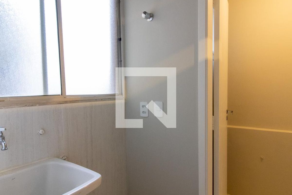 Apartamento à Venda - Bosque, 1 Quarto,  60 m2 em , Campinas - sp | SoloBR