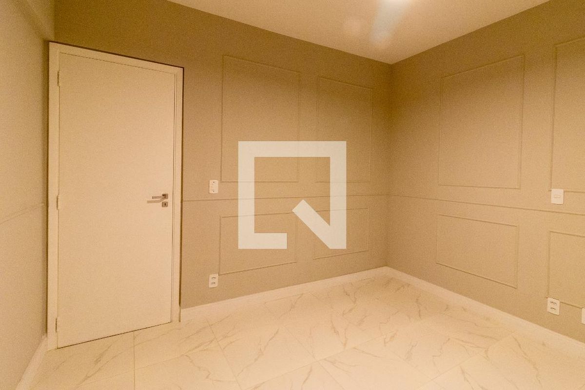 Apartamento à Venda - Bosque, 1 Quarto,  60 m2 em , Campinas - sp | SoloBR