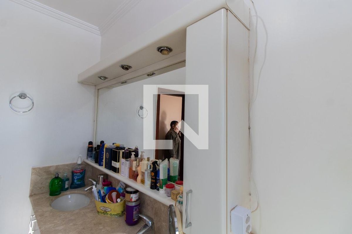 Casa à Venda - Lot. Alphaville Campinas, 3 Quartos,  283 m2 em , Campinas - sp | SoloBR
