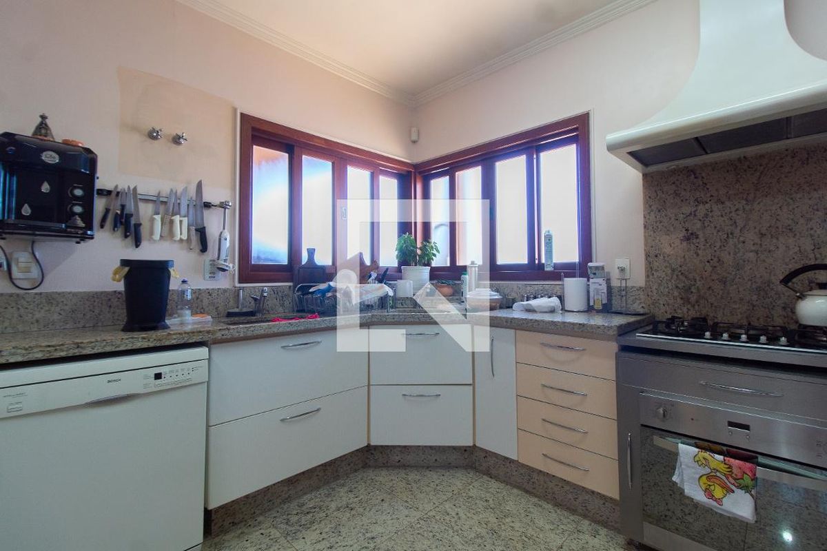 Casa à Venda - Lot. Alphaville Campinas, 3 Quartos,  283 m2 em , Campinas - sp | SoloBR