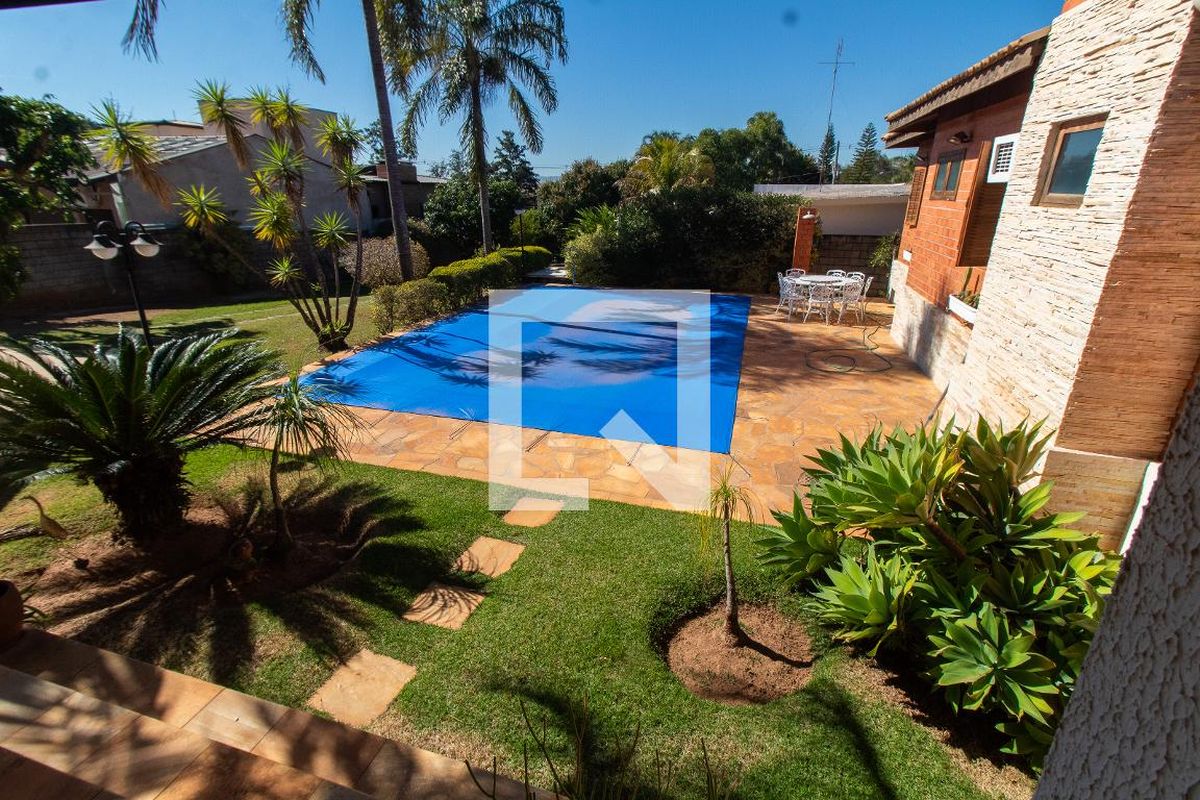 Casa à Venda - Lot. Alphaville Campinas, 3 Quartos,  283 m2 em , Campinas - sp | SoloBR