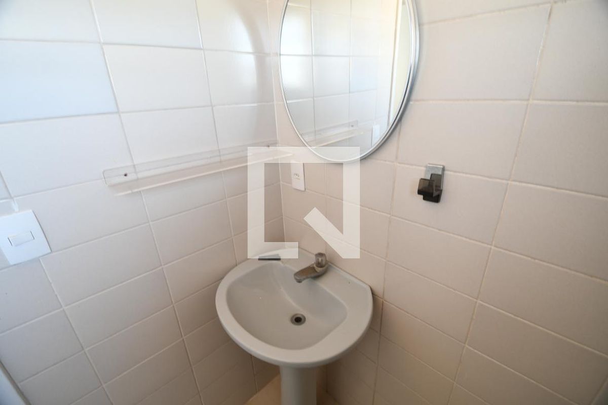 Apartamento à Venda - Jardim Flamboyant, 2 Quartos,  150 m2 em , Campinas - sp | SoloBR