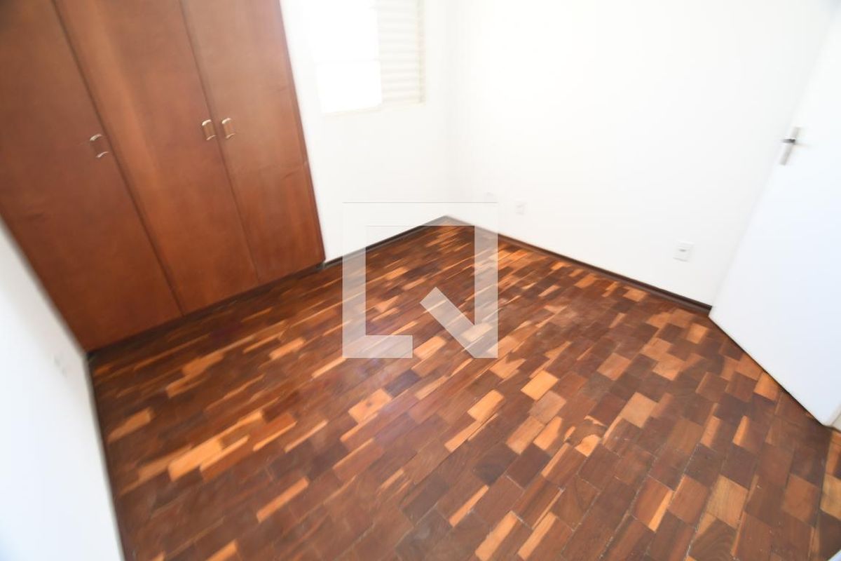 Apartamento à Venda - Jardim Flamboyant, 2 Quartos,  150 m2 em , Campinas - sp | SoloBR