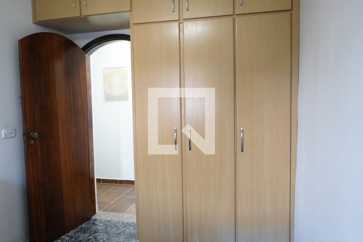 Casa, 4 quartos, 267 m² - Foto 25