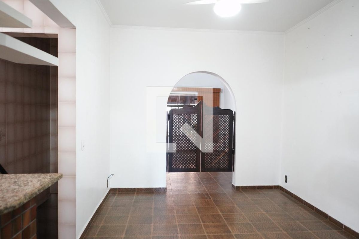 Casa, 4 quartos, 267 m² - Foto 15