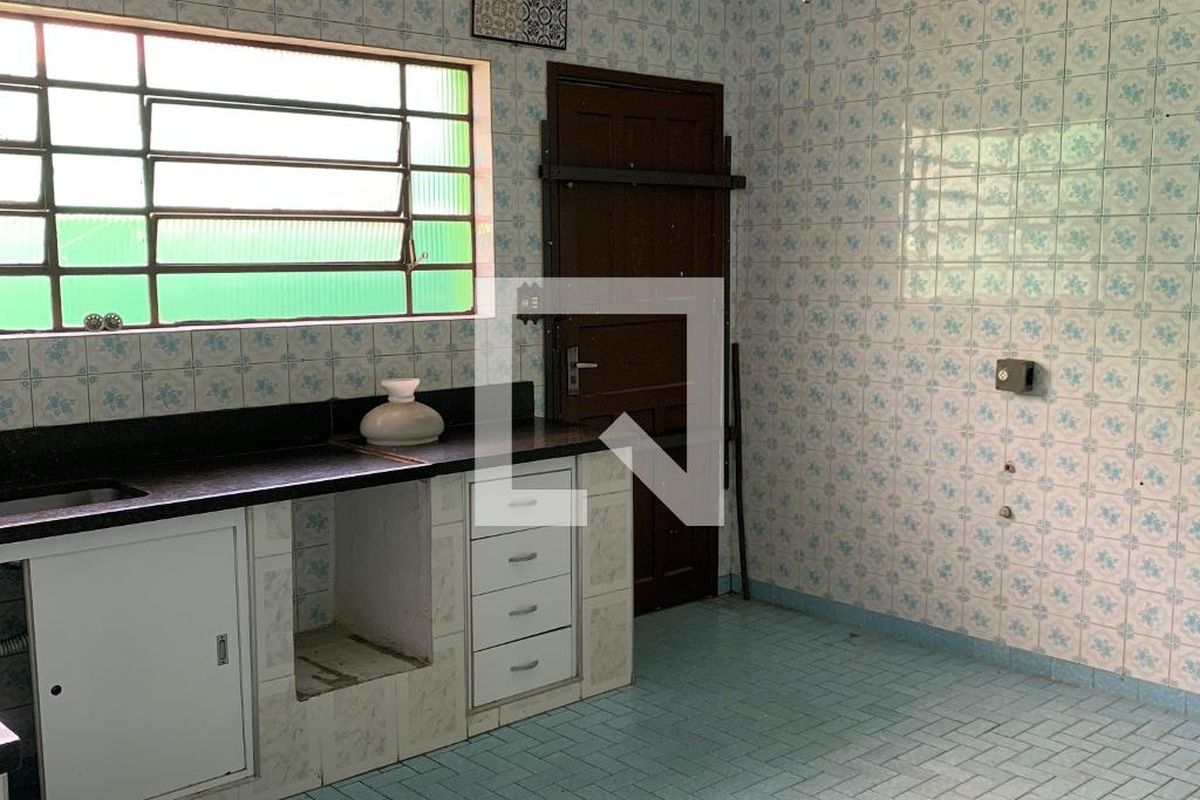 Casa, 3 quartos, 239 m² - Foto 40