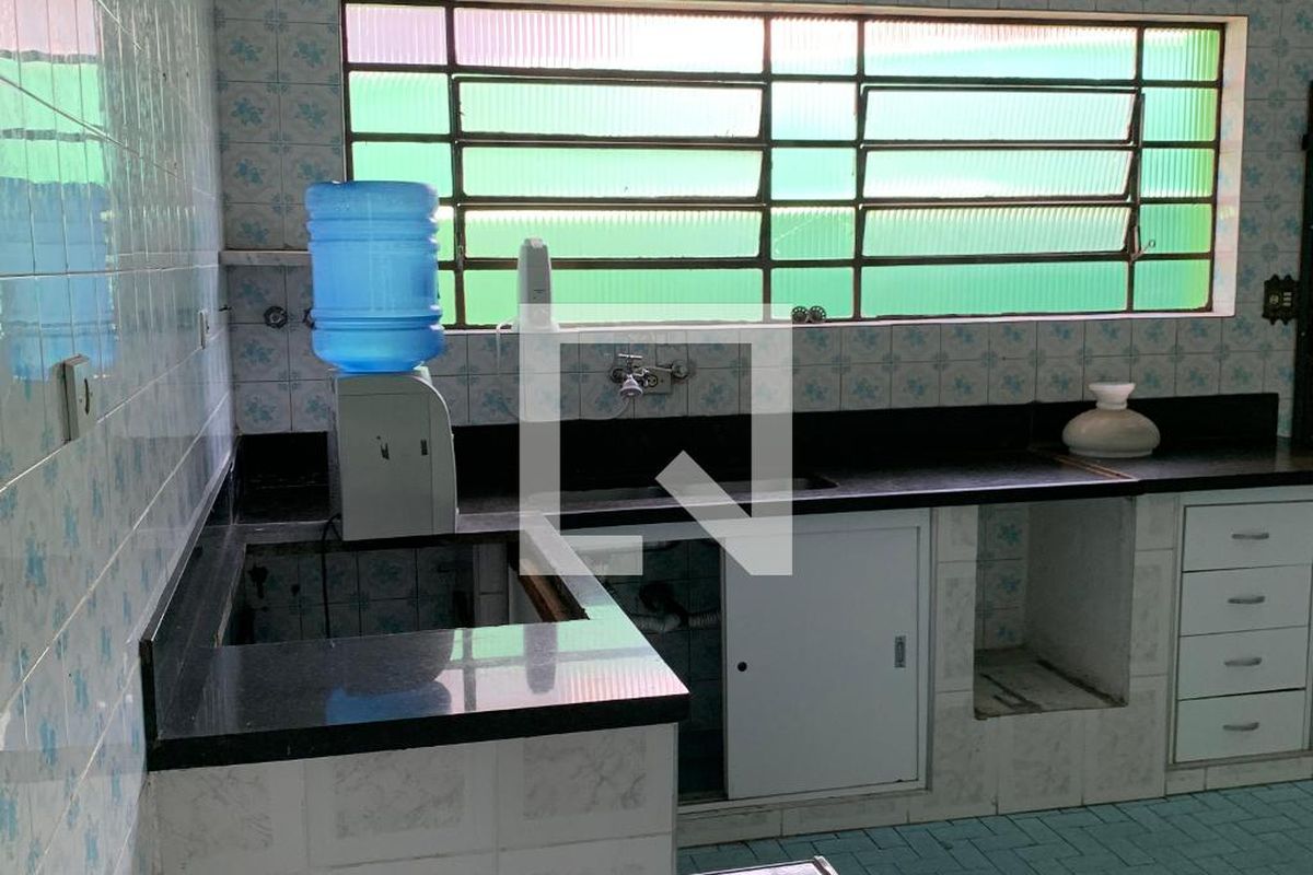Casa, 3 quartos, 239 m² - Foto 37