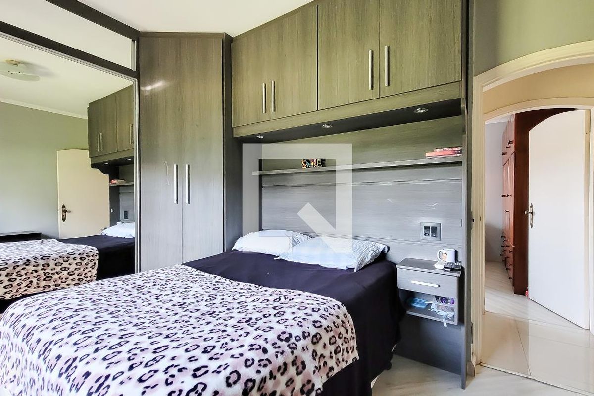 Casa à Venda - Mansões Santo Antônio, 4 Quartos,  650 m2 em , Campinas - sp | SoloBR
