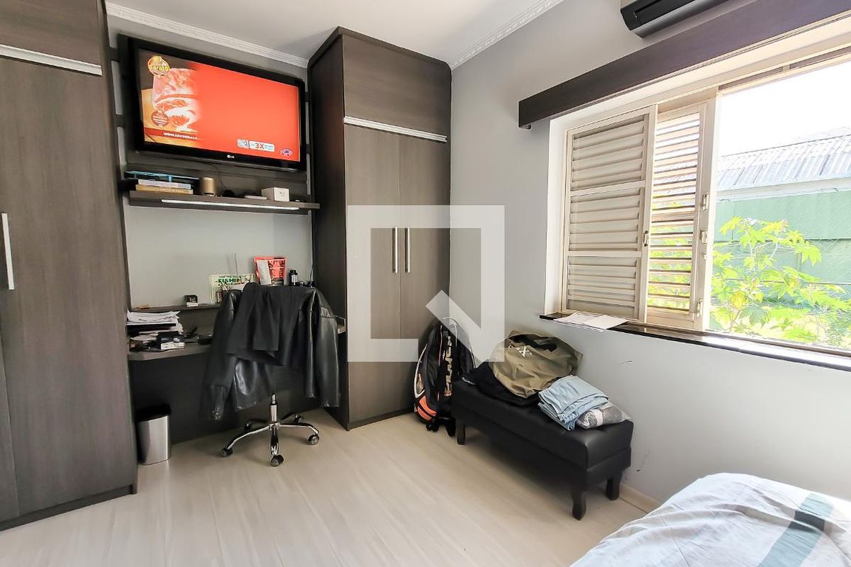 Casa à Venda - Mansões Santo Antônio, 4 Quartos,  650 m2 em , Campinas - sp | SoloBR