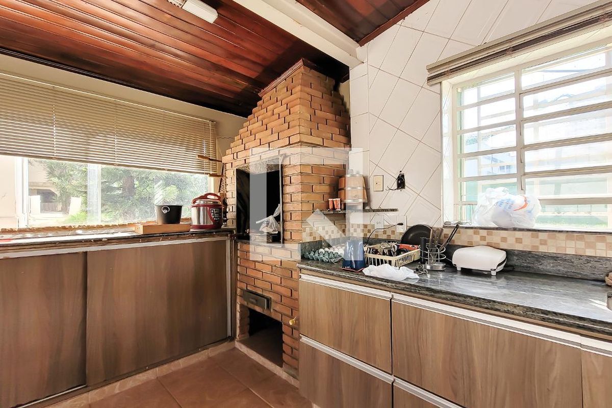 Casa à Venda - Mansões Santo Antônio, 4 Quartos,  650 m2 em , Campinas - sp | SoloBR