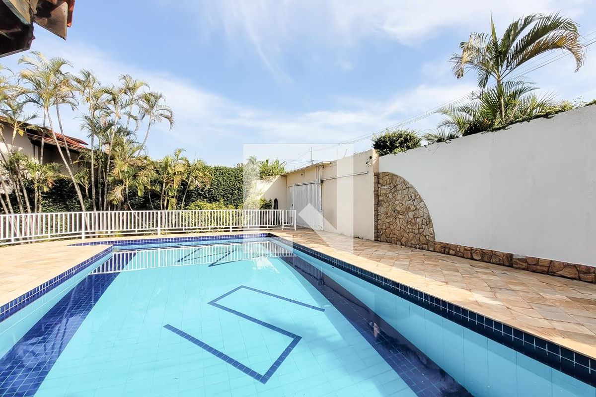 Casa à Venda - Mansões Santo Antônio, 4 Quartos,  650 m2 em , Campinas - sp | SoloBR
