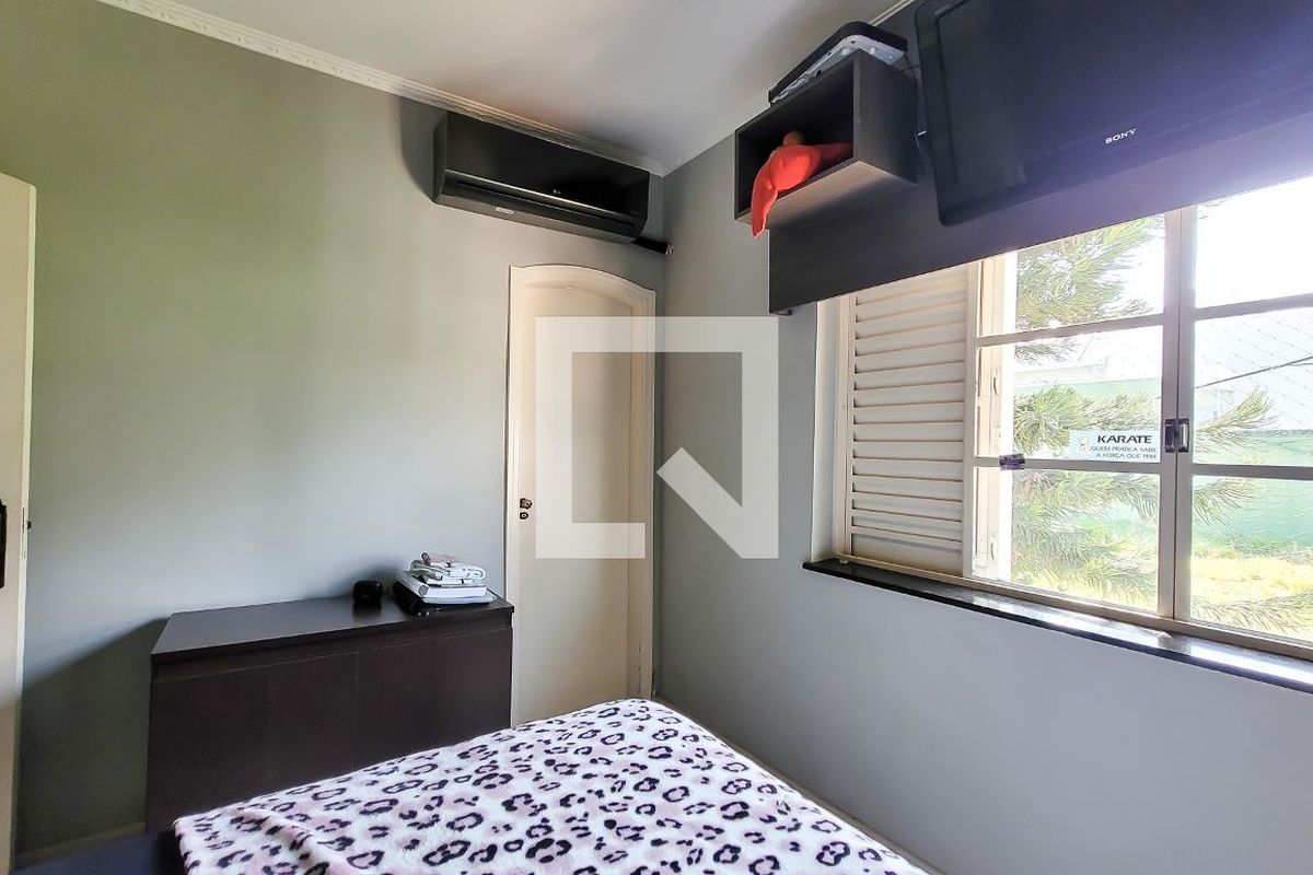 Casa à Venda - Mansões Santo Antônio, 4 Quartos,  650 m2 em , Campinas - sp | SoloBR
