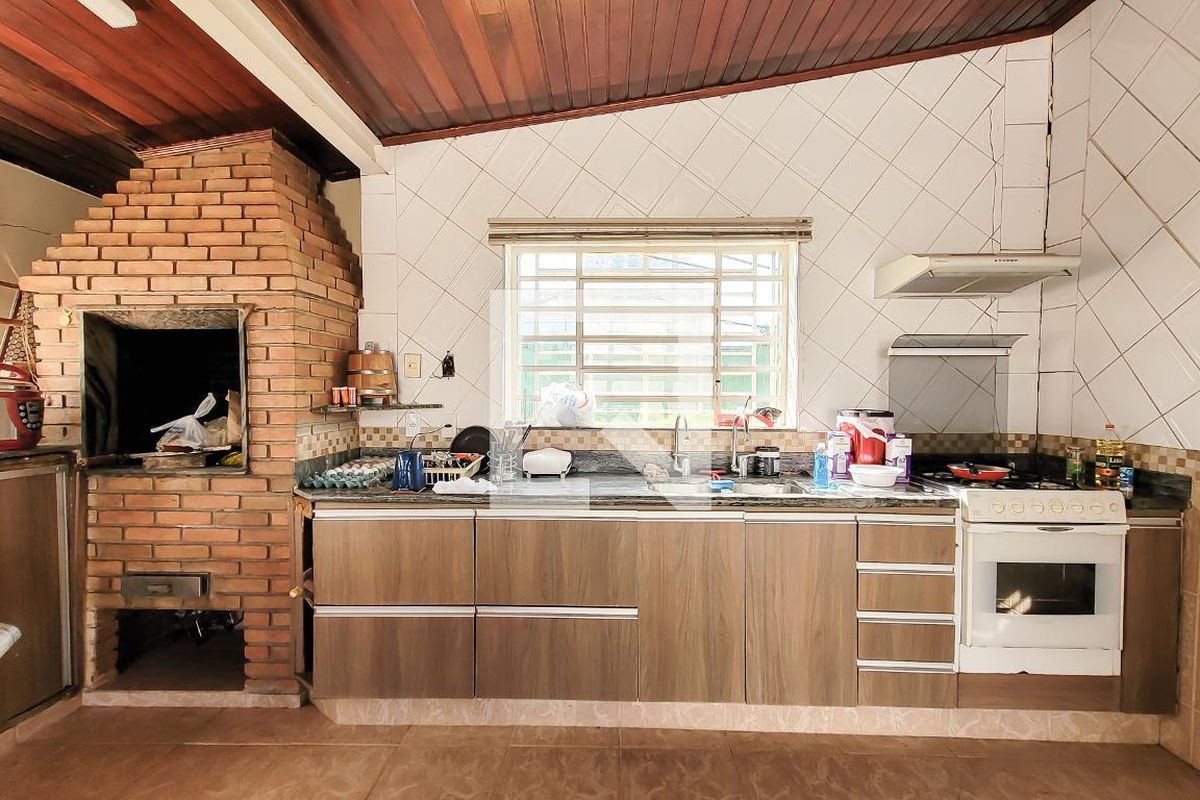Casa à Venda - Mansões Santo Antônio, 4 Quartos,  650 m2 em , Campinas - sp | SoloBR