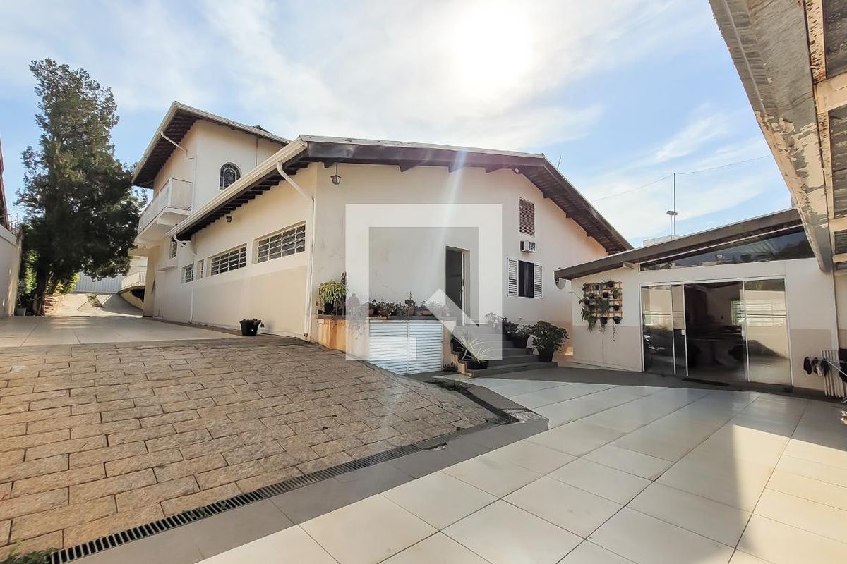 Casa à Venda - Mansões Santo Antônio, 4 Quartos,  650 m2 em , Campinas - sp | SoloBR