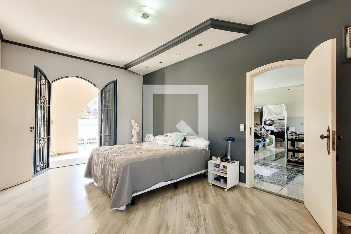 Casa à Venda - Mansões Santo Antônio, 4 Quartos,  650 m2 em , Campinas - sp | SoloBR