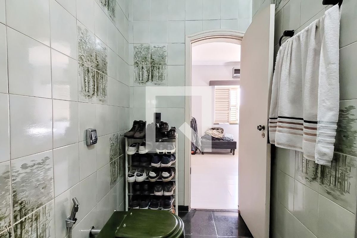 Casa à Venda - Mansões Santo Antônio, 4 Quartos,  650 m2 em , Campinas - sp | SoloBR