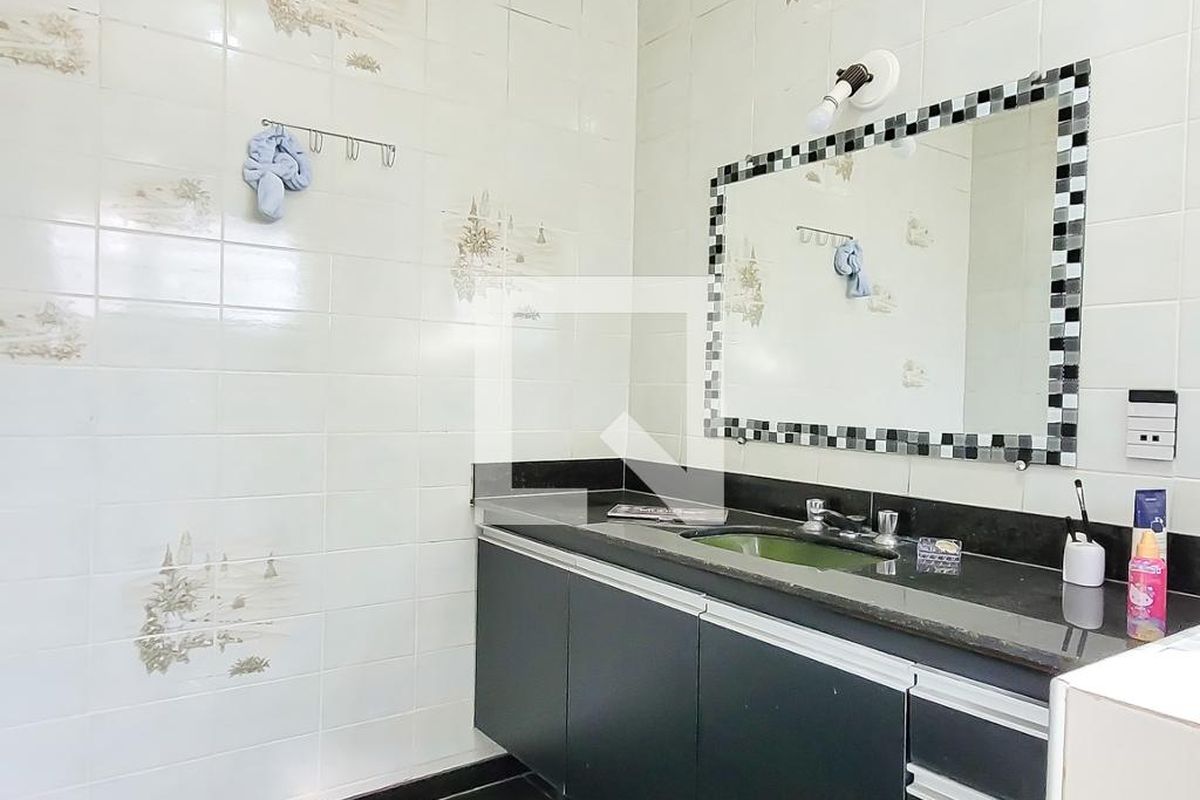 Casa à Venda - Mansões Santo Antônio, 4 Quartos,  650 m2 em , Campinas - sp | SoloBR